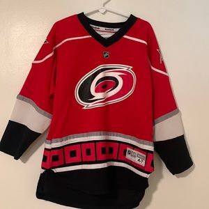 Boys Carolina hurricanes jersey size 4-7